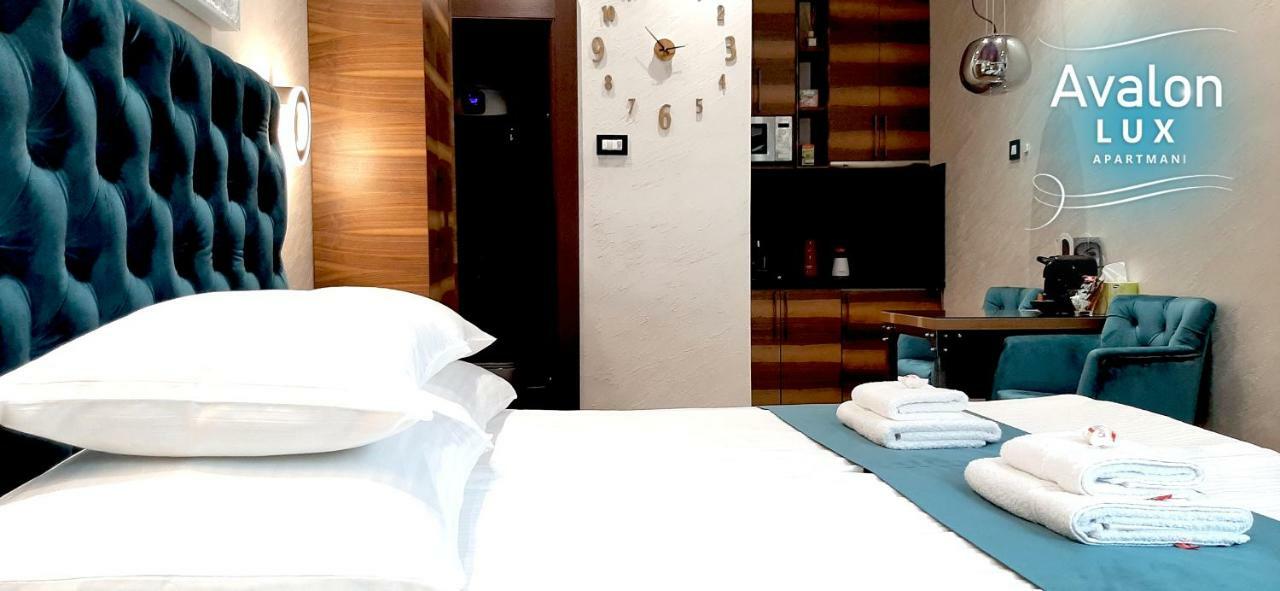Avalon Lux Studio Apartment Novi Sad Eksteriør billede
