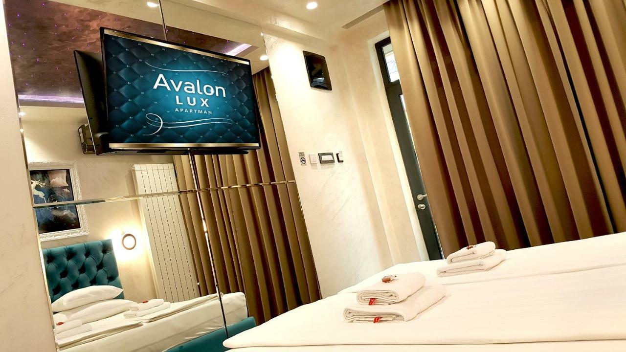 Avalon Lux Studio Apartment Novi Sad Eksteriør billede