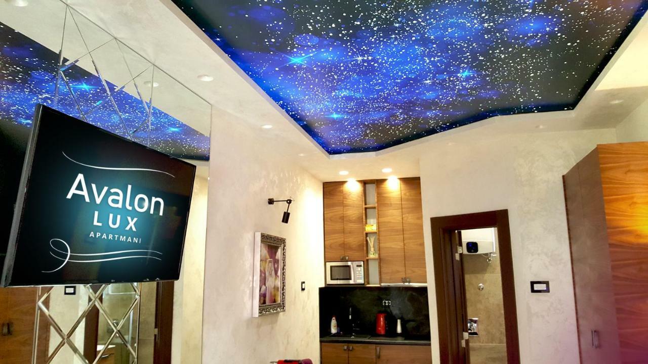 Avalon Lux Studio Apartment Novi Sad Eksteriør billede